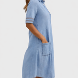 Catalina - Rochie din denim care avantajează silueta