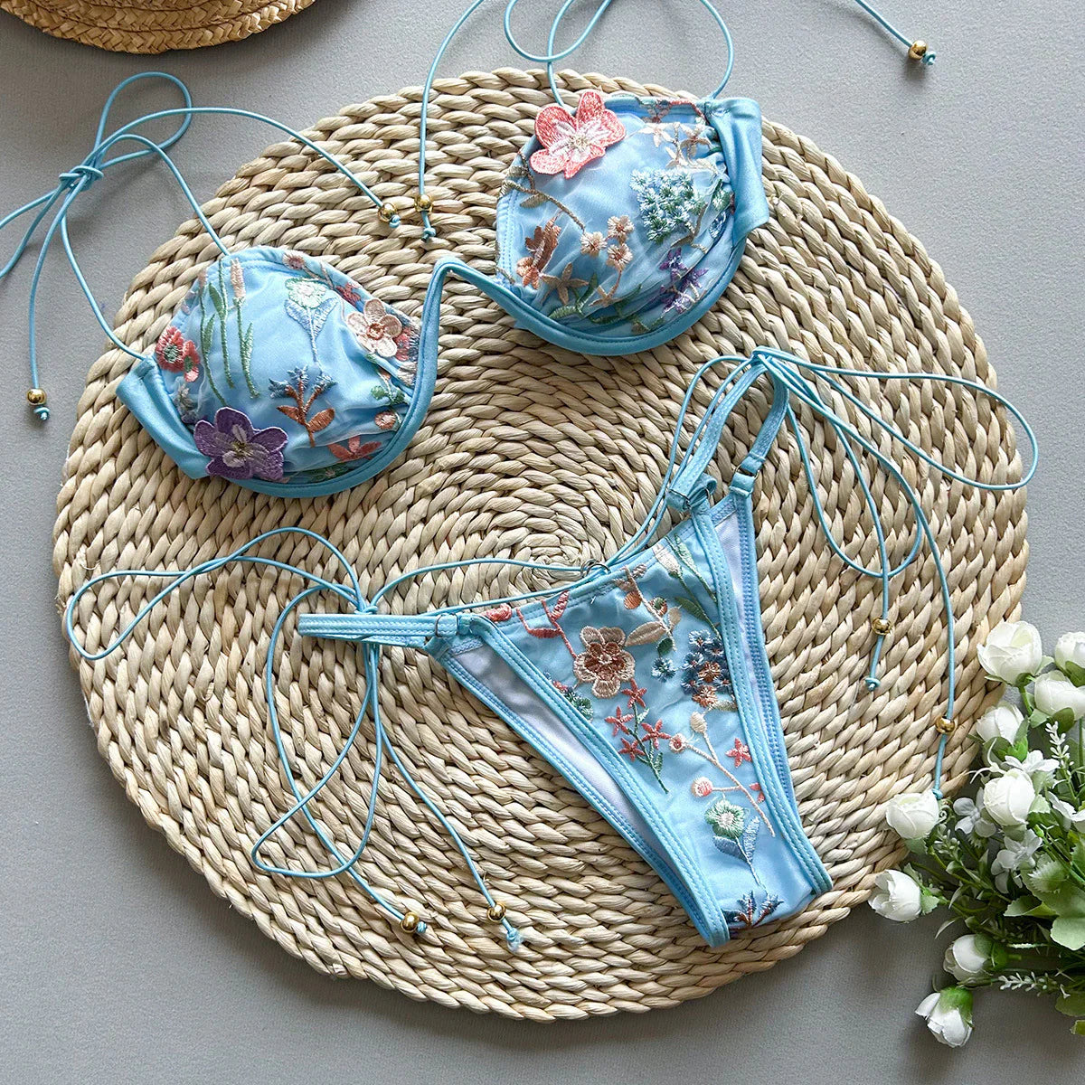 Nora – Costum de baie cu broderie