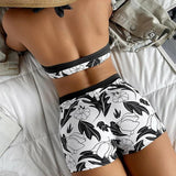 Clementina – Set Bikini cu Top Halter și Șorturi cu Talie Înaltă
