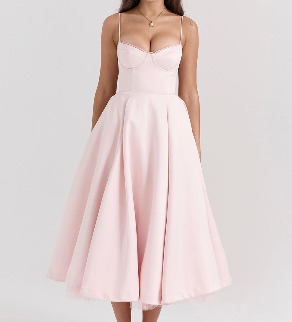 Arestina - Rochie din tul la modă