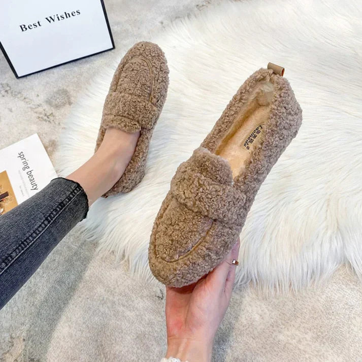 Solenne | Papuci eleganți și călduroși pentru acasă